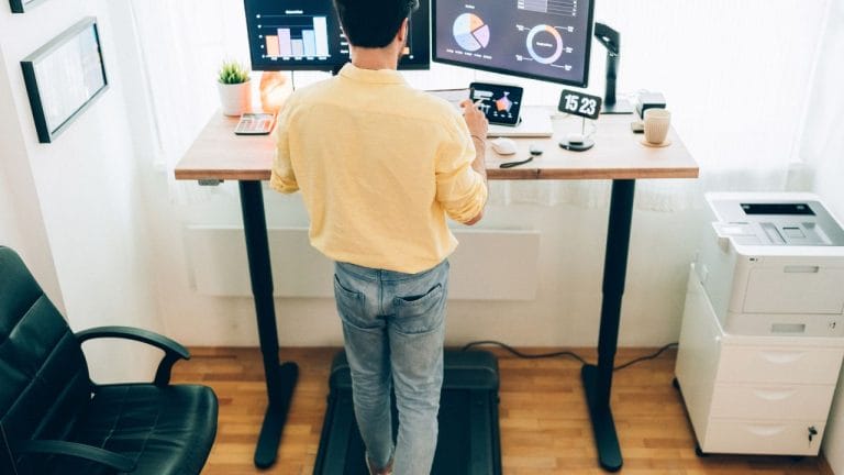 How Often Should You Use Standing Desk?